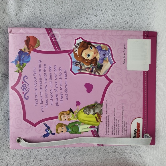 3/$10 / Disney Junior, Sophia all about ME book - Picture 2 of 14